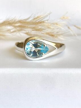 925 Sterling Silver Natural Blue Topaz statement Ring! US: 10 (Peacock feather)